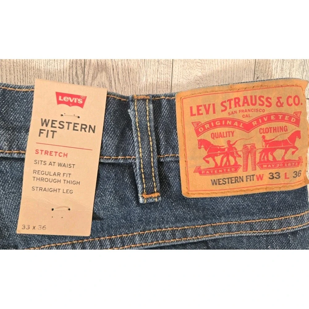 Levi's Western Fit Jeans 33x36 Mens Sits at Waist Regular Fit Through Thigh